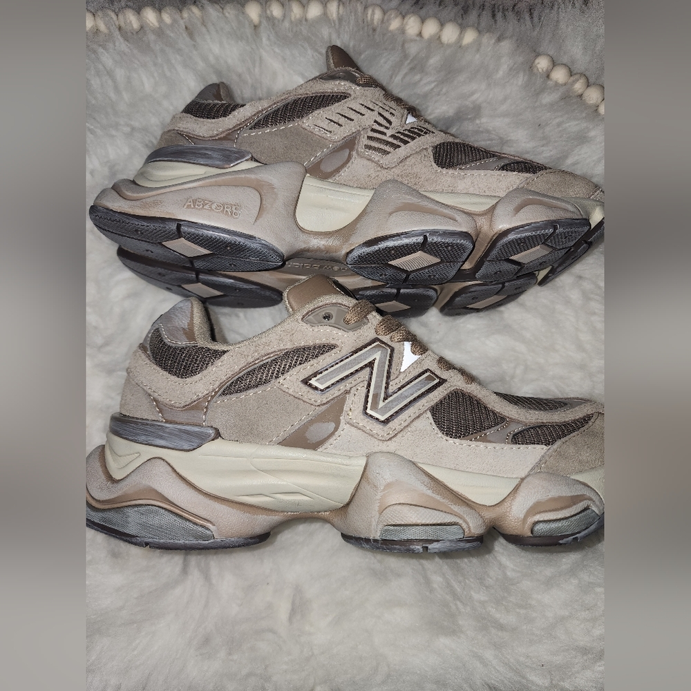 New balance 9060